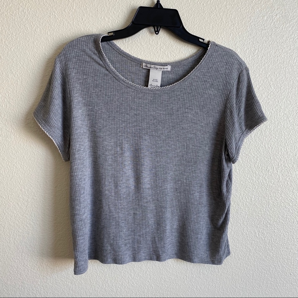 American Rag gray ribbed tee